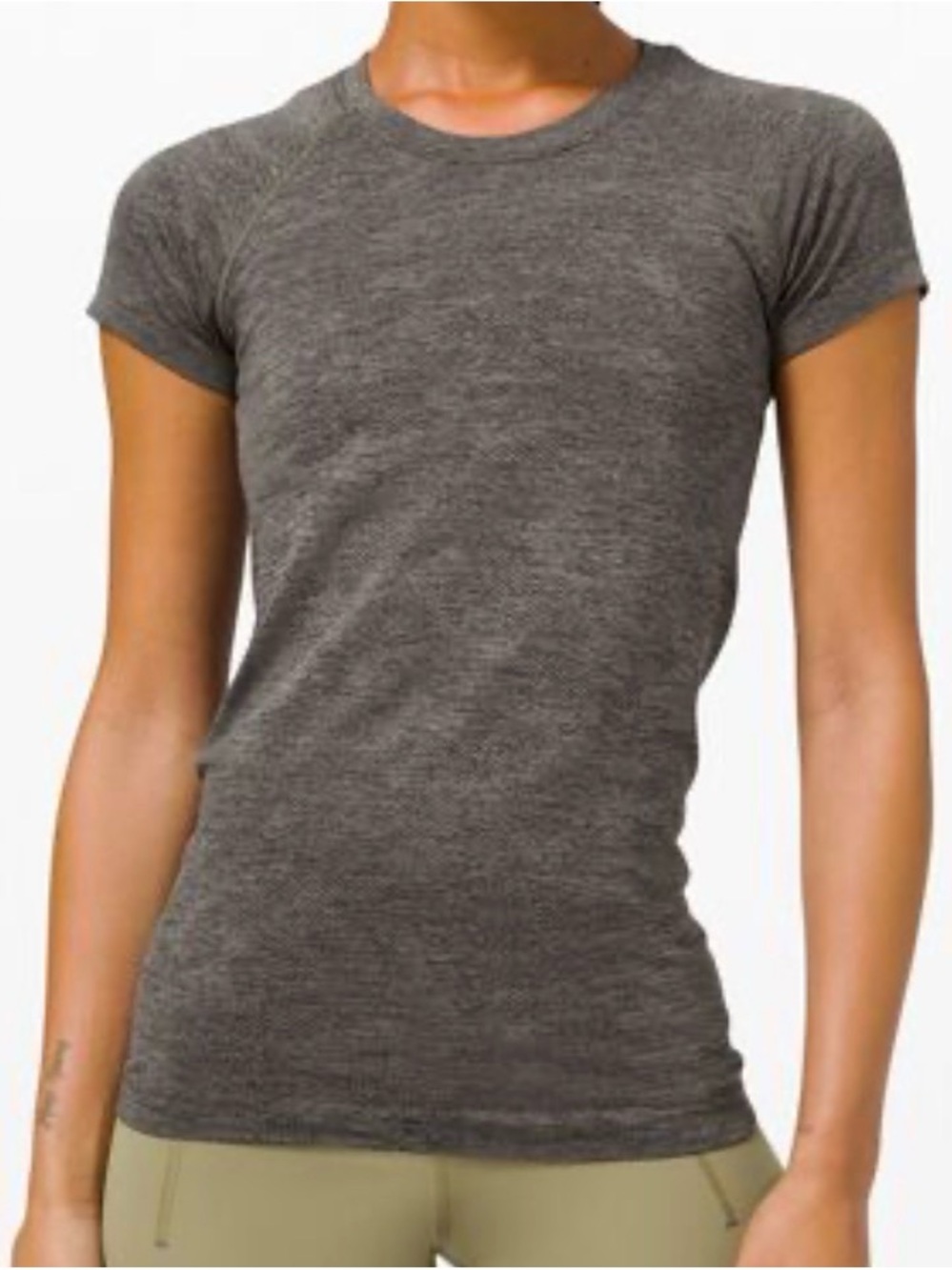 Lululemon Swiftly Tech ~ 10 ~ Grey